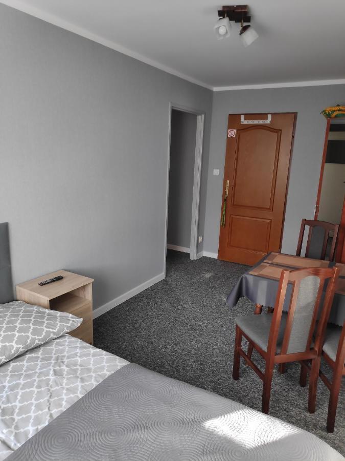 Pokoje Goscinne Moli Łeba Exterior foto