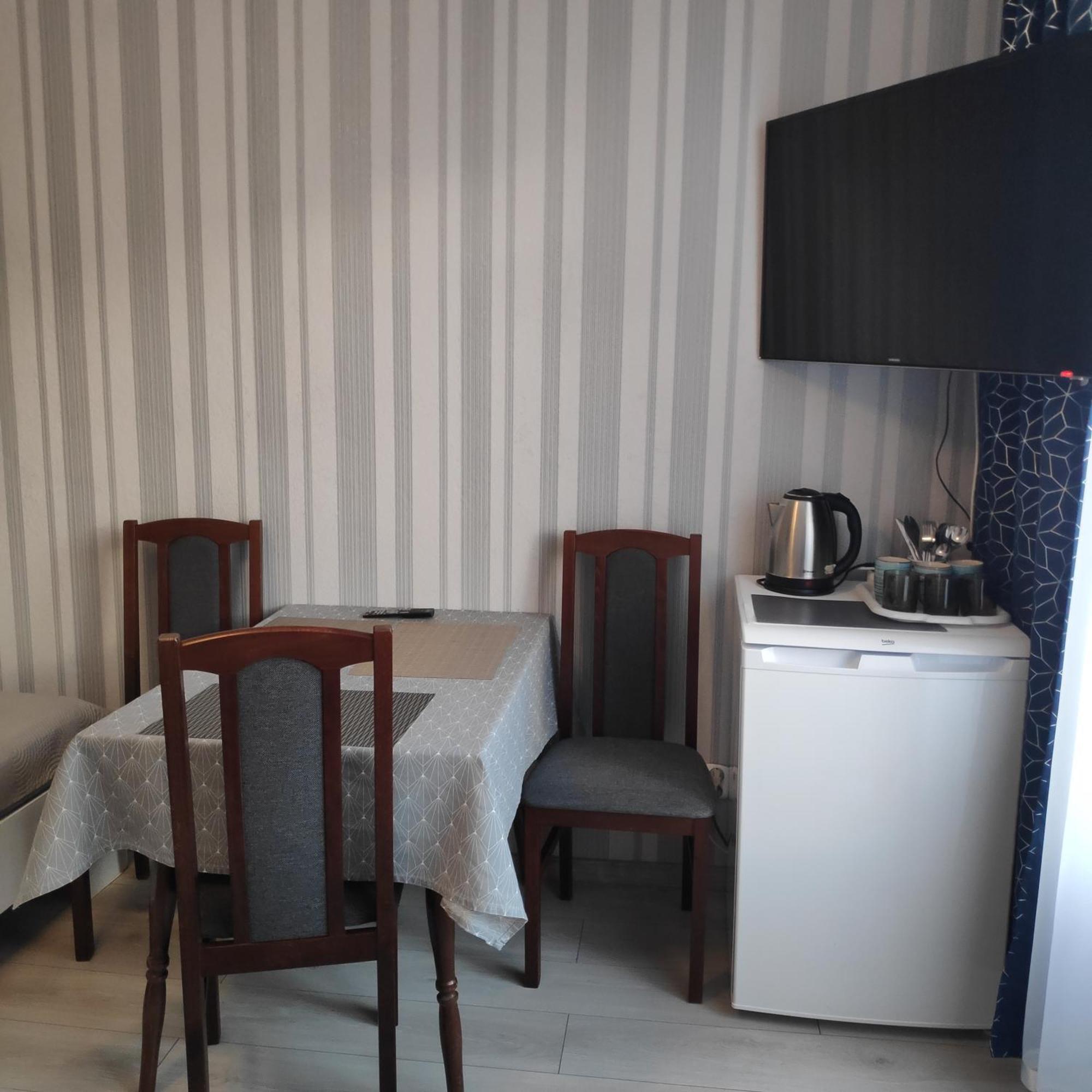 Pokoje Goscinne Moli Łeba Exterior foto